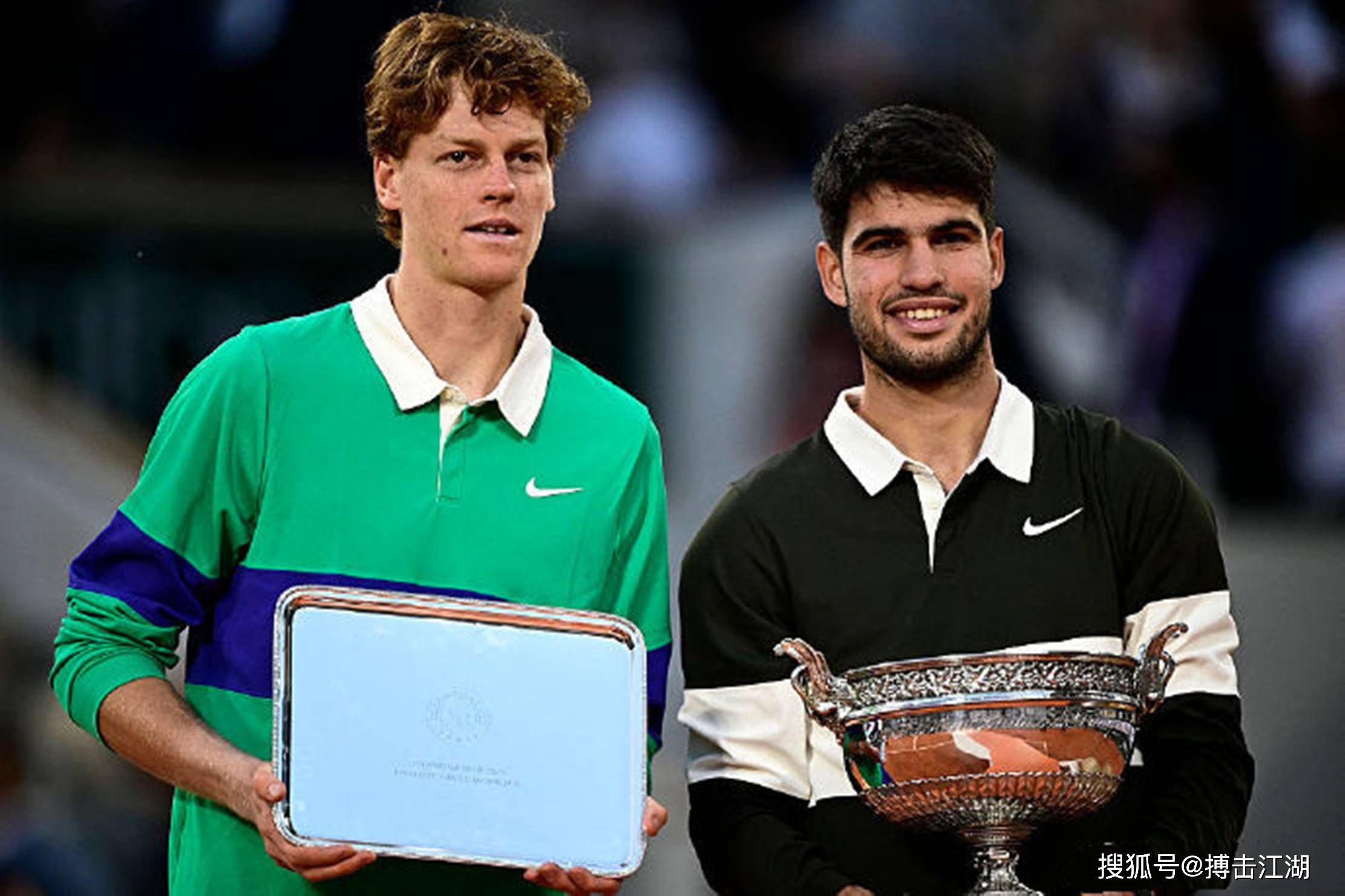 确保球员有 确保球员有